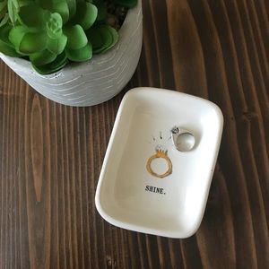 Rae Dunn Ring Dish